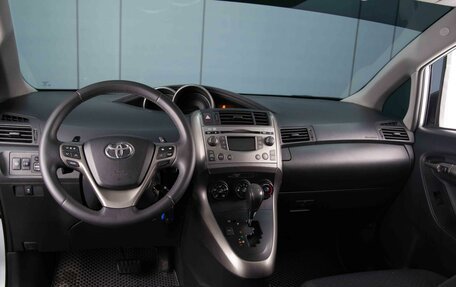 Toyota Verso I, 2009 год, 950 000 рублей, 5 фотография