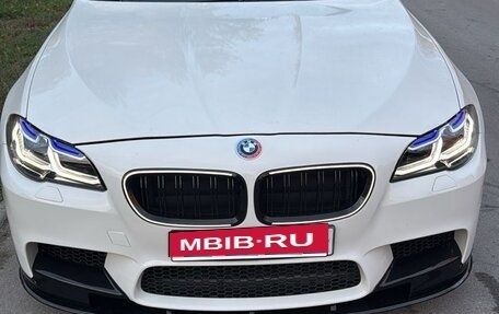 BMW 5 серия, 2011 год, 2 400 000 рублей, 1 фотография