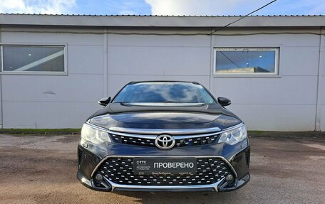 Toyota Camry, 2015 год, 1 687 000 рублей, 2 фотография