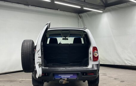 Chevrolet Niva I рестайлинг, 2018 год, 830 000 рублей, 7 фотография