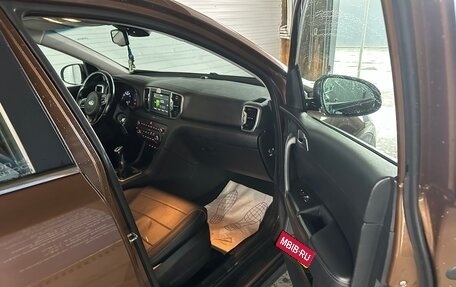 KIA Sportage IV рестайлинг, 2016 год, 1 600 000 рублей, 4 фотография