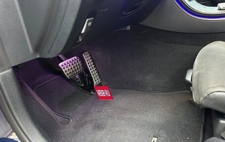 Mercedes-Benz E-Класс, 2019 год, 2 700 000 рублей, 13 фотография