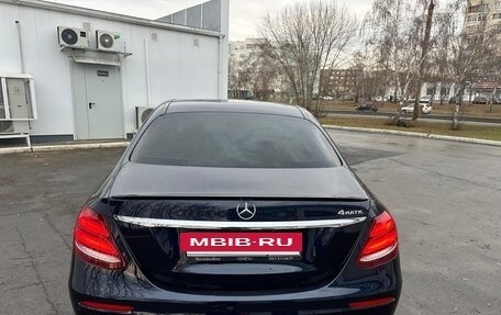 Mercedes-Benz E-Класс, 2019 год, 2 700 000 рублей, 37 фотография