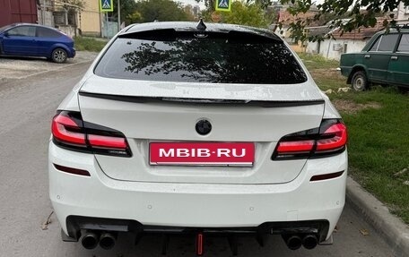 BMW 5 серия, 2011 год, 2 400 000 рублей, 11 фотография