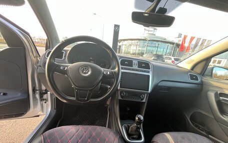 Volkswagen Polo VI (EU Market), 2016 год, 1 100 000 рублей, 10 фотография