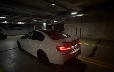 BMW 5 серия, 2011 год, 2 400 000 рублей, 15 фотография