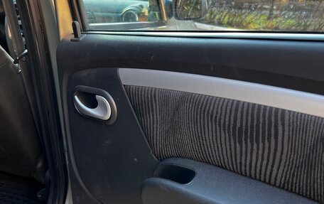 Renault Logan I, 2013 год, 350 000 рублей, 18 фотография