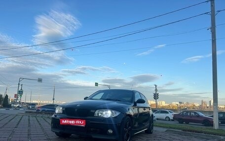 BMW 1 серия, 2006 год, 510 000 рублей, 1 фотография
