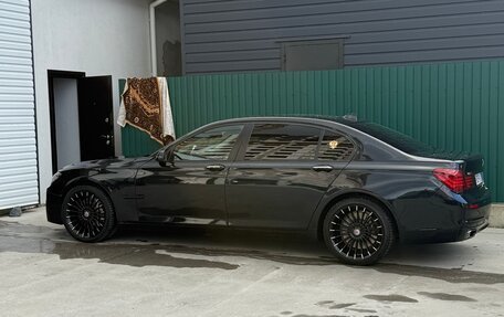 BMW 7 серия, 2013 год, 2 200 000 рублей, 2 фотография