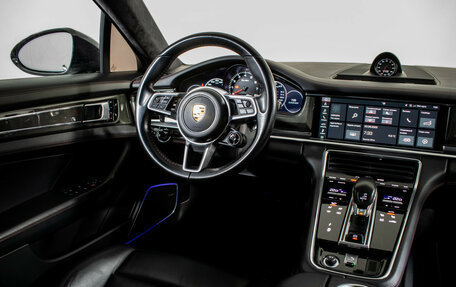 Porsche Panamera II рестайлинг, 2017 год, 9 800 000 рублей, 15 фотография