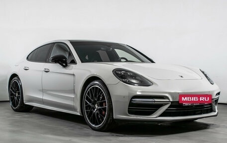 Porsche Panamera II рестайлинг, 2017 год, 9 800 000 рублей, 3 фотография