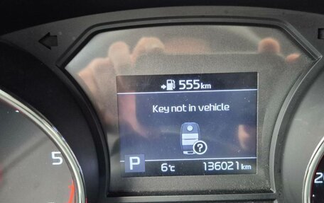 KIA Carnival III, 2018 год, 2 130 000 рублей, 12 фотография