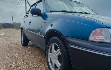 Daewoo Nexia I рестайлинг, 2003 год, 280 000 рублей, 13 фотография