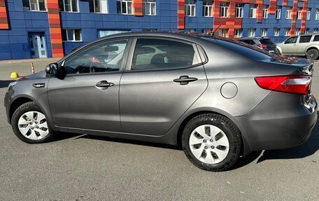 KIA Rio III рестайлинг, 2011 год, 820 000 рублей, 2 фотография