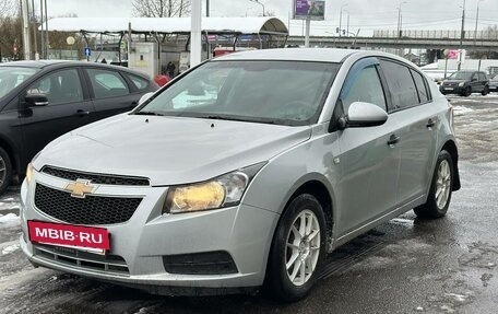 Chevrolet Cruze II, 2011 год, 650 000 рублей, 4 фотография