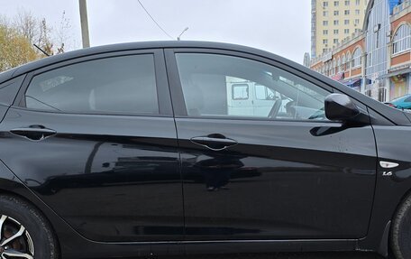 Hyundai Solaris II рестайлинг, 2014 год, 1 150 000 рублей, 8 фотография