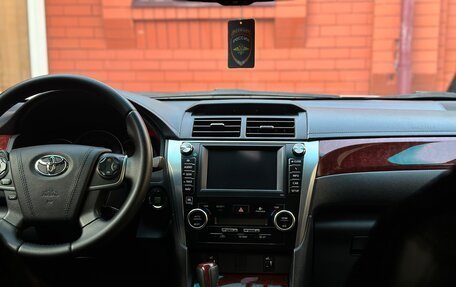 Toyota Camry, 2012 год, 1 940 000 рублей, 5 фотография