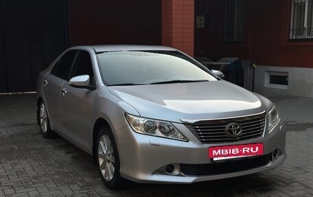 Toyota Camry, 2012 год, 1 940 000 рублей, 6 фотография