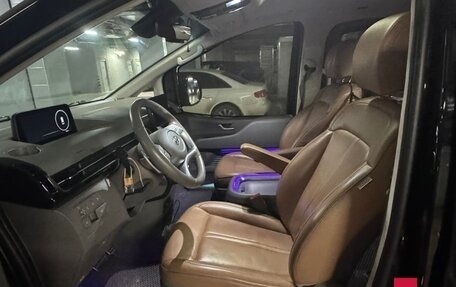 Hyundai Staria, 2022 год, 4 950 000 рублей, 6 фотография