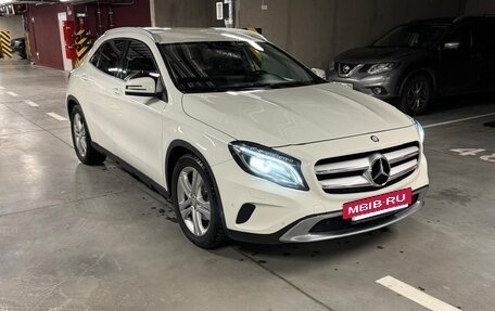 Mercedes-Benz GLA, 2017 год, 2 000 000 рублей, 2 фотография