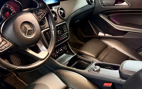 Mercedes-Benz GLA, 2017 год, 2 000 000 рублей, 7 фотография