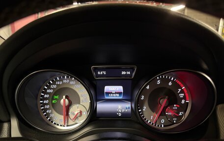 Mercedes-Benz GLA, 2017 год, 2 000 000 рублей, 11 фотография