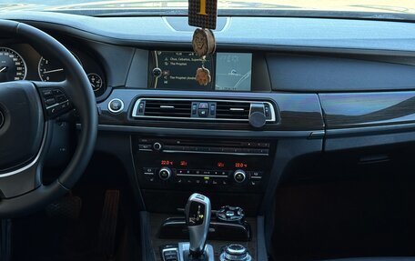 BMW 7 серия, 2012 год, 1 600 000 рублей, 7 фотография