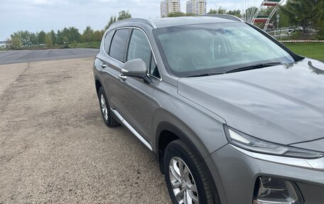 Hyundai Santa Fe IV, 2019 год, 2 750 000 рублей, 2 фотография