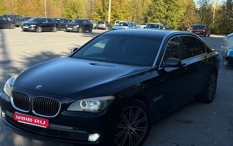 BMW 7 серия, 2012 год, 1 600 000 рублей, 15 фотография