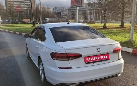Volkswagen Passat B8 рестайлинг, 2020 год, 2 750 000 рублей, 3 фотография