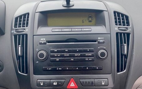 KIA cee'd I рестайлинг, 2008 год, 560 000 рублей, 13 фотография