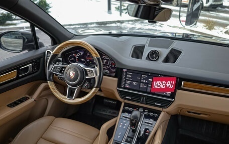 Porsche Cayenne III, 2018 год, 5 000 000 рублей, 10 фотография