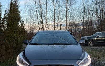 Hyundai Solaris II рестайлинг, 2013 год, 895 000 рублей, 1 фотография