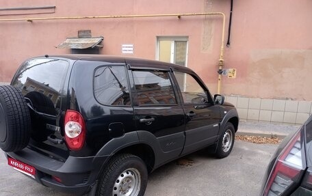 Chevrolet Niva I рестайлинг, 2015 год, 580 000 рублей, 4 фотография