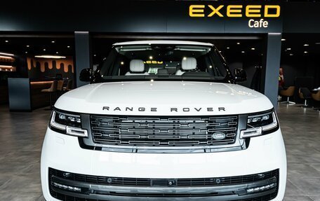 Land Rover Range Rover IV рестайлинг, 2023 год, 26 760 000 рублей, 2 фотография