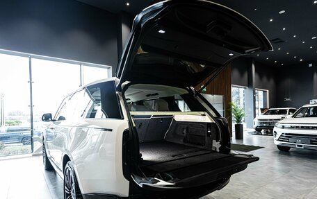 Land Rover Range Rover IV рестайлинг, 2023 год, 26 760 000 рублей, 15 фотография