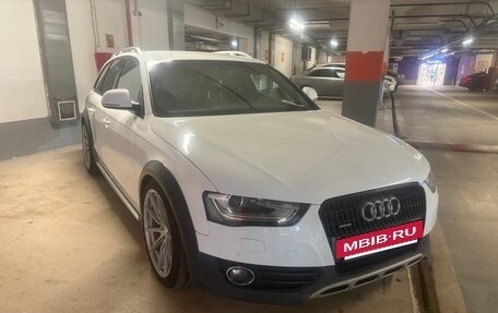 Audi A4, 2013 год, 2 150 000 рублей, 2 фотография