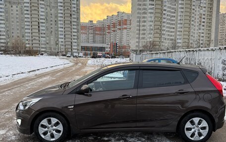 Hyundai Solaris II рестайлинг, 2014 год, 880 000 рублей, 2 фотография