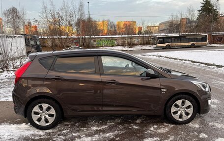 Hyundai Solaris II рестайлинг, 2014 год, 880 000 рублей, 3 фотография