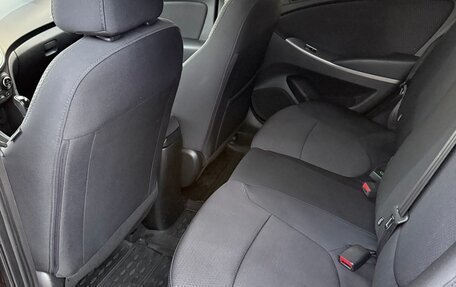 Hyundai Solaris II рестайлинг, 2014 год, 880 000 рублей, 11 фотография