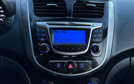 Hyundai Solaris II рестайлинг, 2013 год, 895 000 рублей, 6 фотография