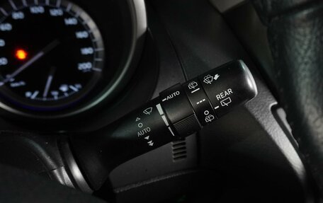 Toyota Land Cruiser Prado 150 рестайлинг 2, 2014 год, 3 819 000 рублей, 18 фотография