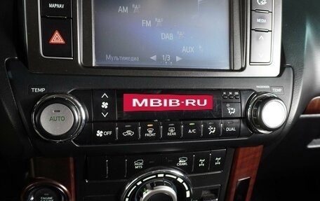 Toyota Land Cruiser Prado 150 рестайлинг 2, 2014 год, 3 819 000 рублей, 12 фотография