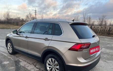 Volkswagen Tiguan II, 2017 год, 2 530 000 рублей, 6 фотография