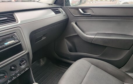 Skoda Rapid I, 2017 год, 1 150 000 рублей, 14 фотография