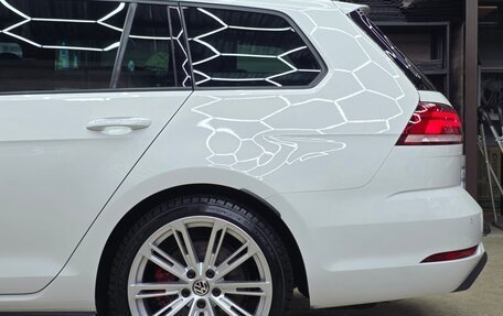 Volkswagen Golf VII, 2018 год, 2 590 000 рублей, 3 фотография