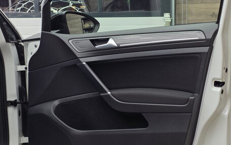 Volkswagen Golf VII, 2018 год, 2 590 000 рублей, 23 фотография