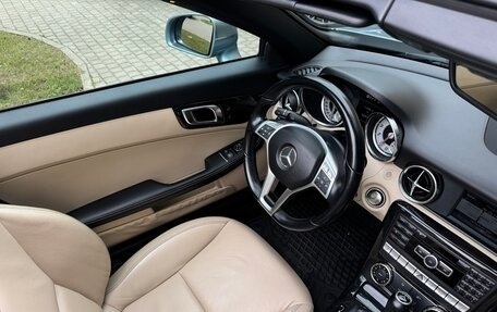 Mercedes-Benz SLK-Класс, 2013 год, 2 450 000 рублей, 15 фотография