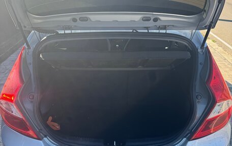 Hyundai Solaris II рестайлинг, 2011 год, 930 000 рублей, 6 фотография