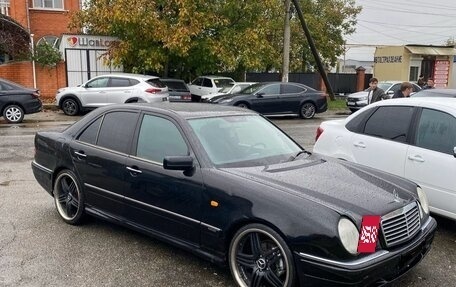 Mercedes-Benz E-Класс, 1998 год, 480 000 рублей, 5 фотография